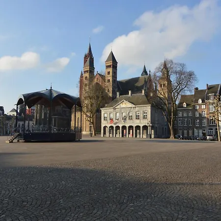 In Sittard With Pool 別荘 Spaubeek