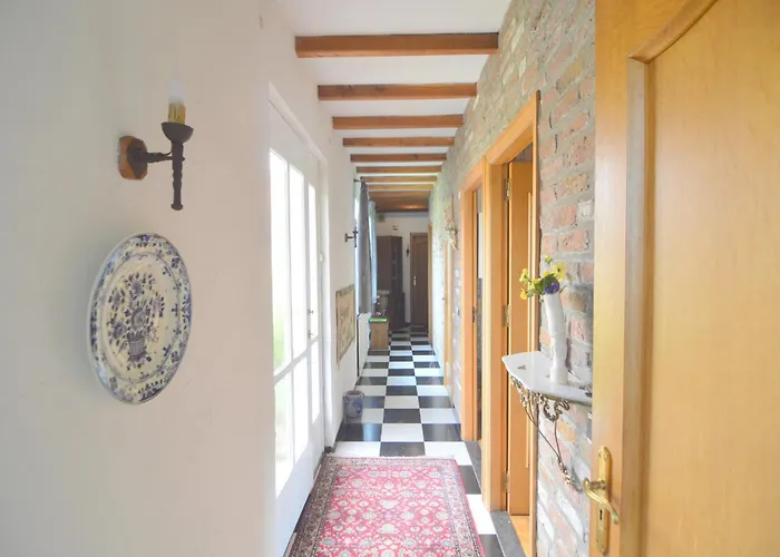 別荘 In Sittard With Pool