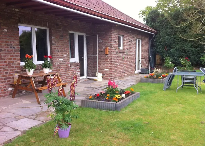 別荘 In Sittard With Pool